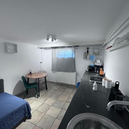 News Studio 부쿠레슈티 외부 사진